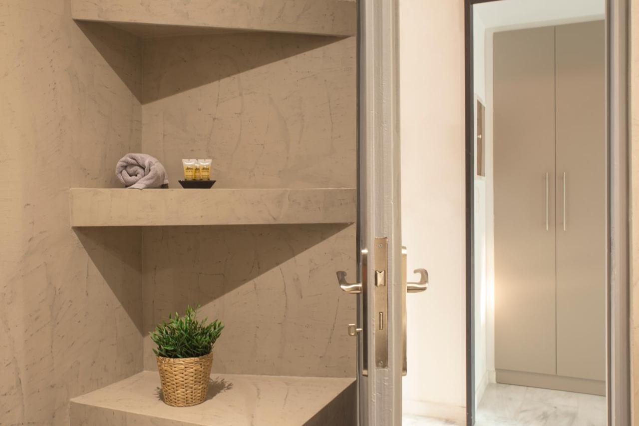 אתונה Luxury Apt With Parking-Living Stone Silver מראה חיצוני תמונה